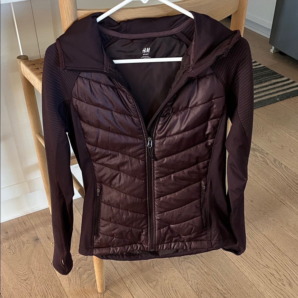 H&M Women's Dark Burgundy Puffer Jacket